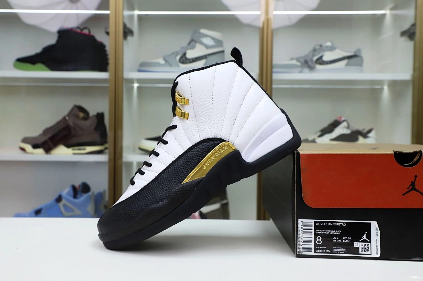 'ROYALTY' AIR 12 RETRO JORDAN 0920